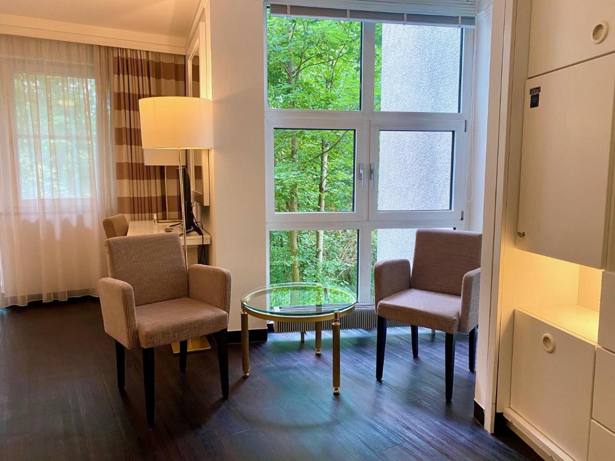 Relexa Waldhotel Schatten Stuttgart Zewnętrze zdjęcie