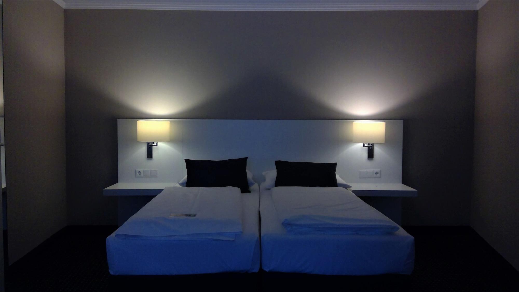 Relexa Waldhotel Schatten Stuttgart Zewnętrze zdjęcie