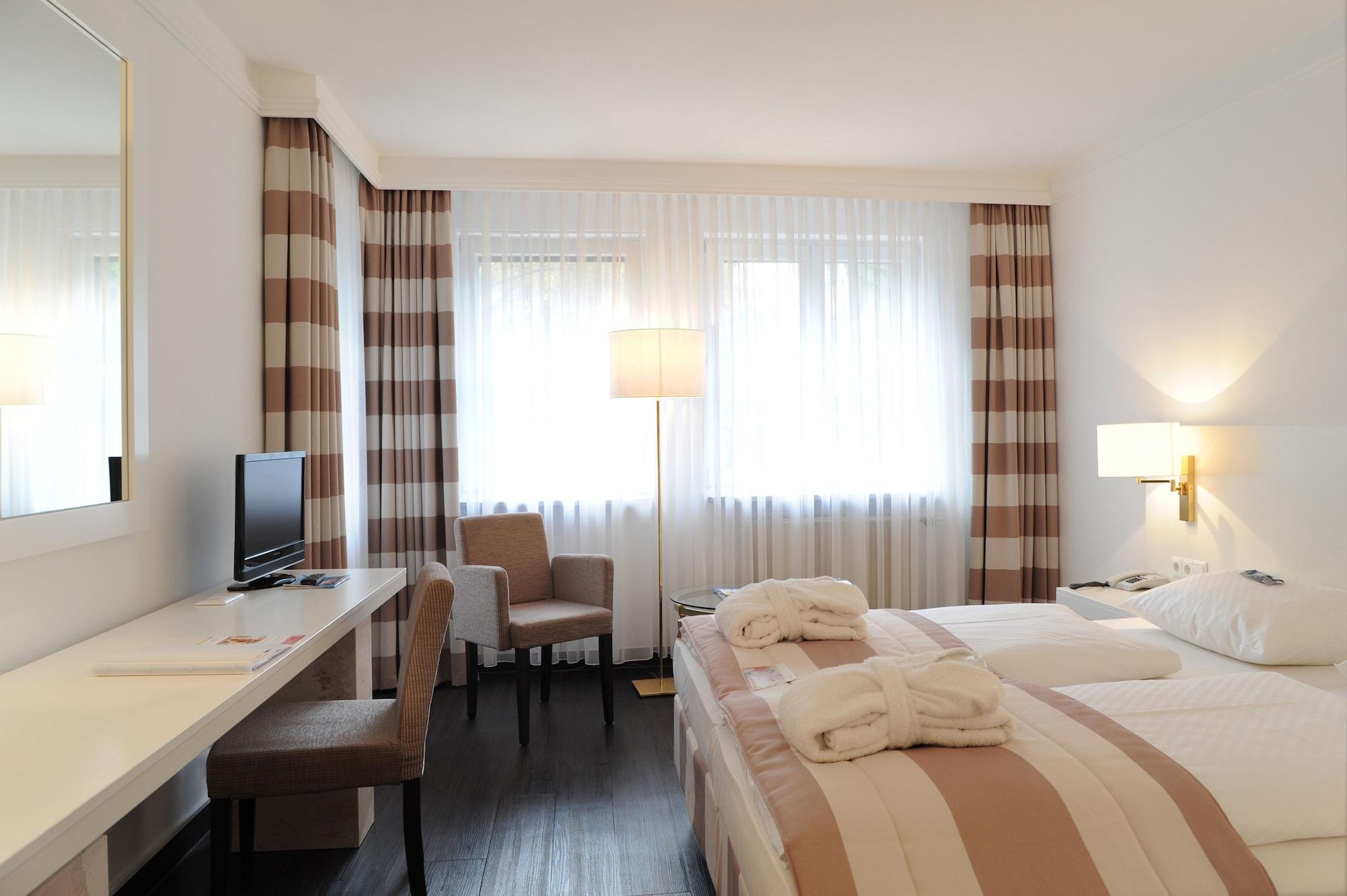 Relexa Waldhotel Schatten Stuttgart Zewnętrze zdjęcie