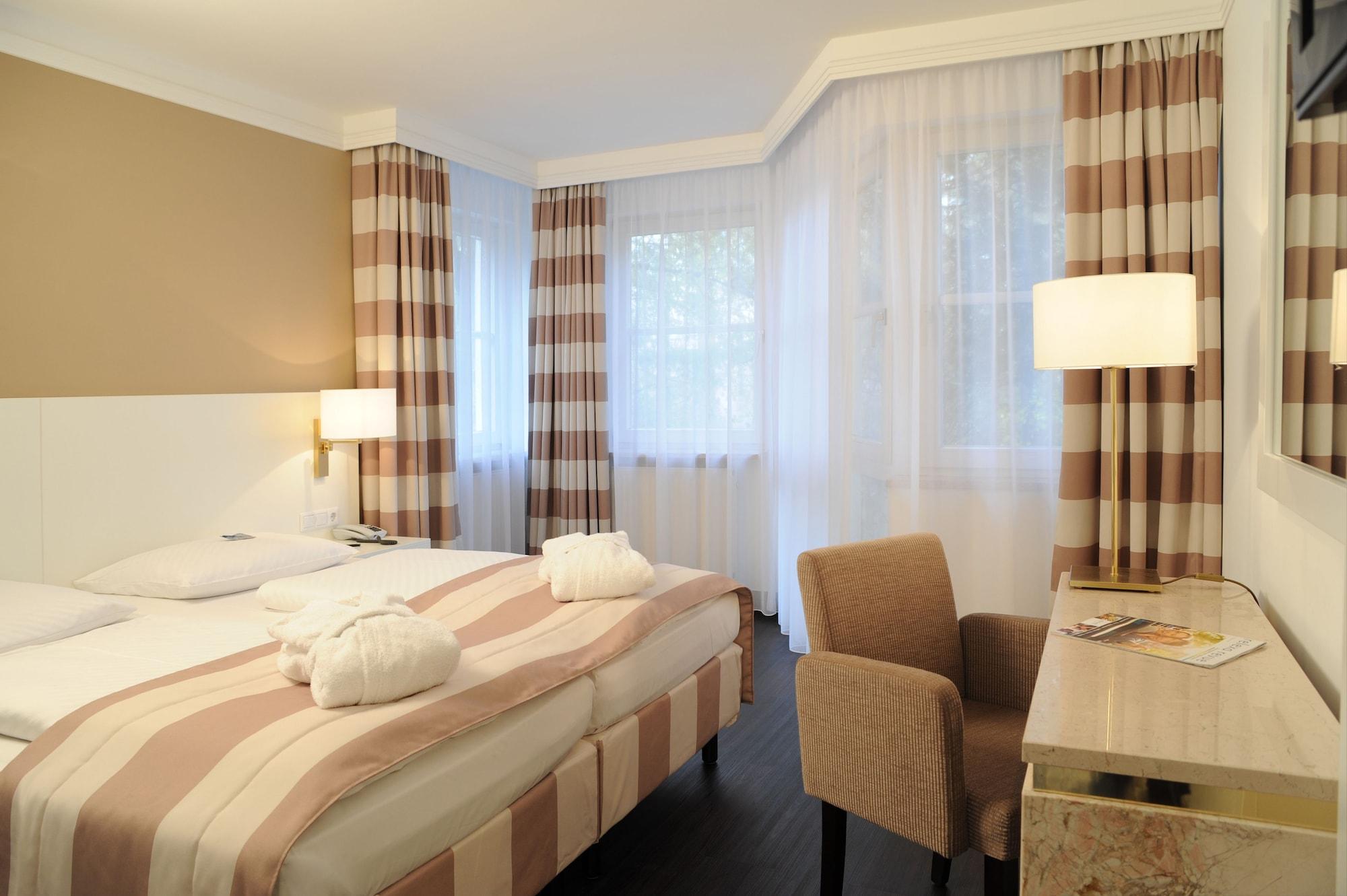 Relexa Waldhotel Schatten Stuttgart Zewnętrze zdjęcie